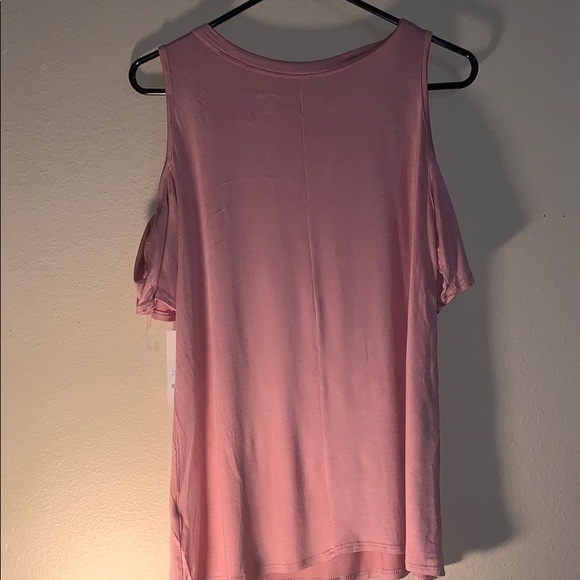 FRANCESCA’S mauve pink cold shoulder tee. NWT - Picture 5 of 8